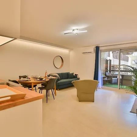 Superb Spacious And Tastefully Renovated Appartamento *